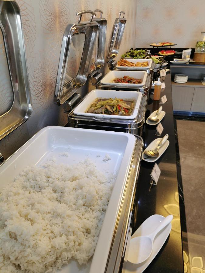 Arista Hotel Ubon Убонратчатхани Экстерьер фото